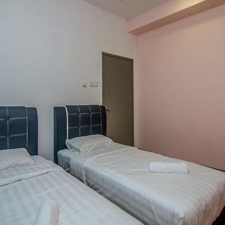 Flora Residence One South By Idealhub Seri Kembangan Ngoại thất bức ảnh